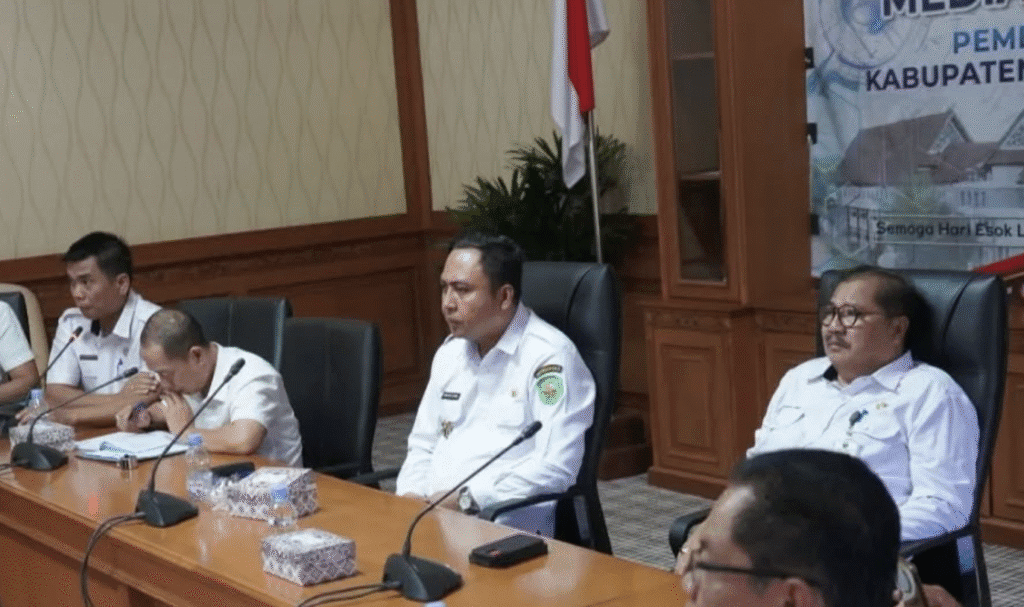 Pemkab Kutai Barat Tegaskan Penutupan Open Dumping TPA Belaw