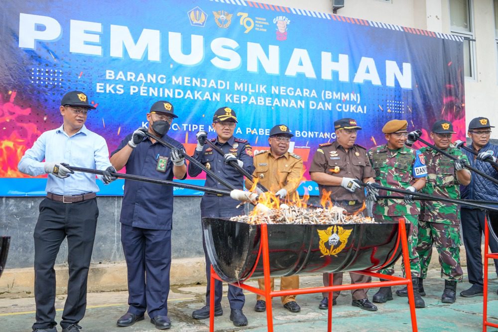 Bea Cukai Bontang Musnahkan Barang Ilegal Hasil Penindakan Tahun 2025