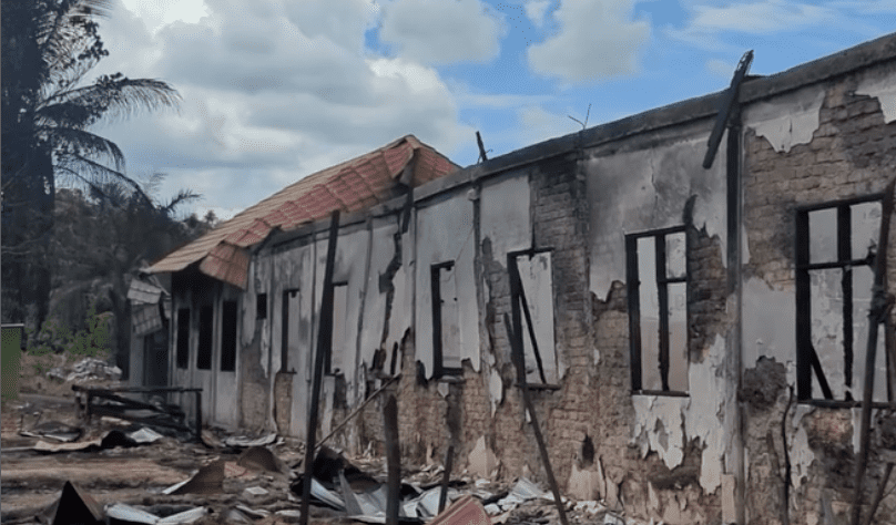 Ruang Kelas Terbakar, SMPN 1 Segah Tetap Gelar Kegiatan Belajar Mengajar