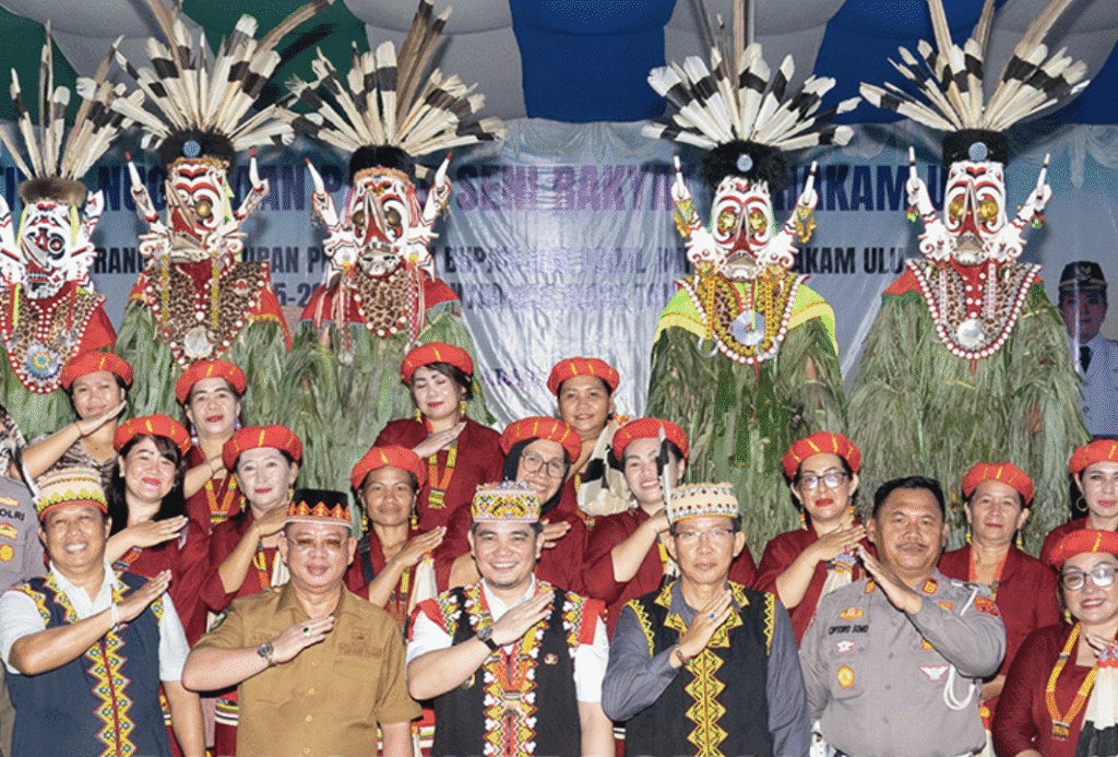 Mahakam Ulu Gelar Festival Nugal dan Pasar Seni Rakyat 2025
