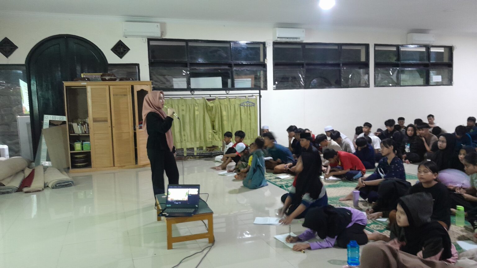 Membangun Penerimaan Diri Anak Panti: Investasi Mental yang Sering Terlupakan