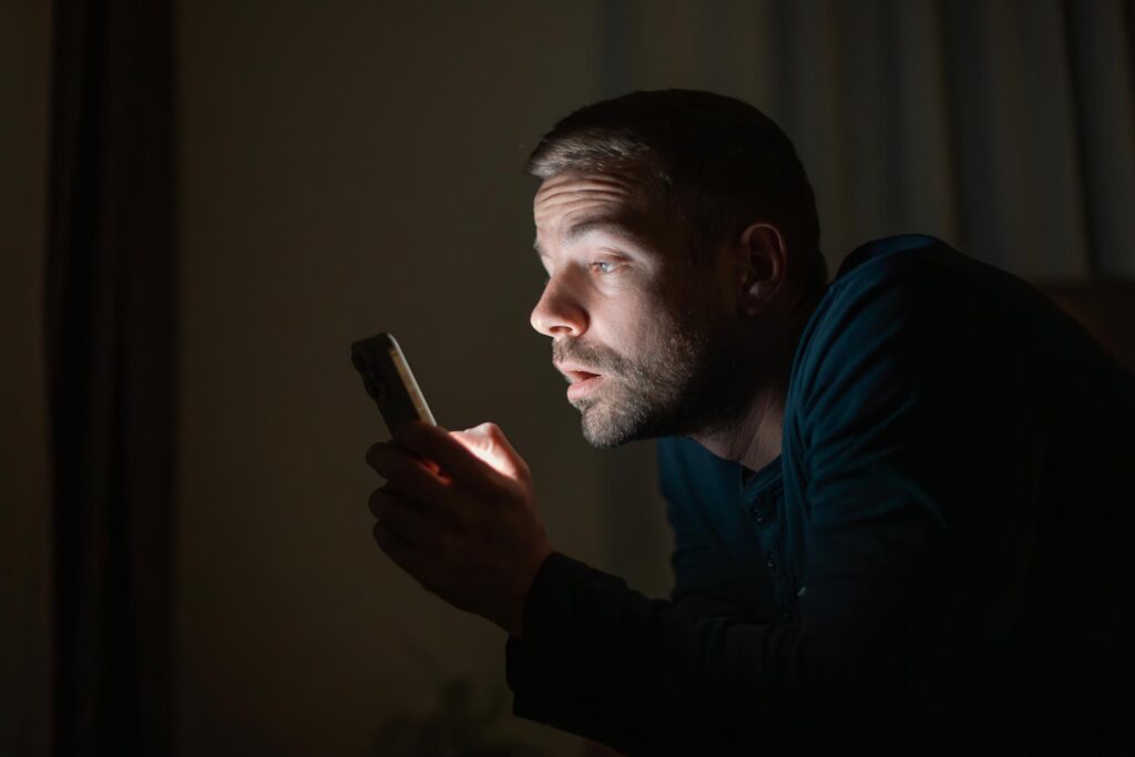 Begadang Berulang Tingkatkan Risiko Gangguan Otak hingga Metabolik