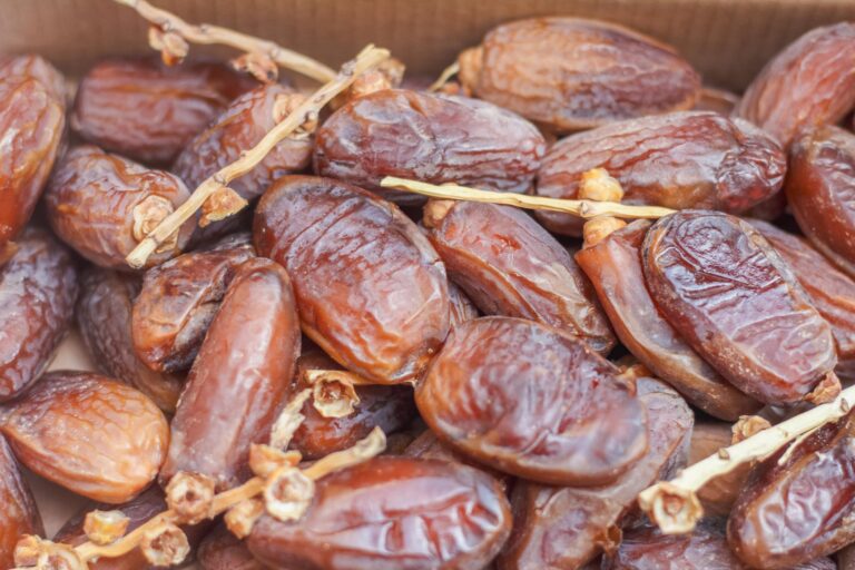 Kurma, Buah Kuno yang Tetap Relevan untuk Gaya Hidup Sehat